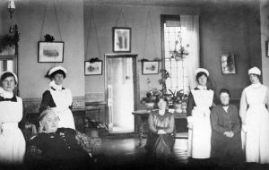 ward 21 staff and patients sm.jpg